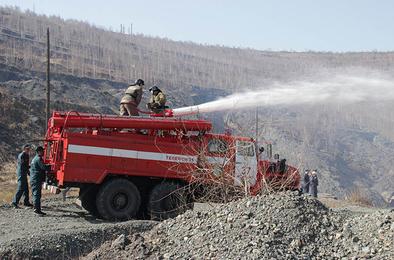 Разрез «Коркинский» продолжает борьбу с пожарами