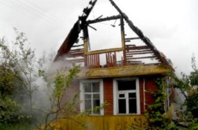 В Коркинском районе сгорели четыре садовых дома