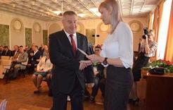 В Коркино вновь избранные депутаты получили удостоверения