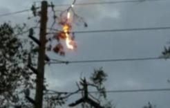 Из-за пожара на электроопоре сегодня в Коркино отключили свет 
