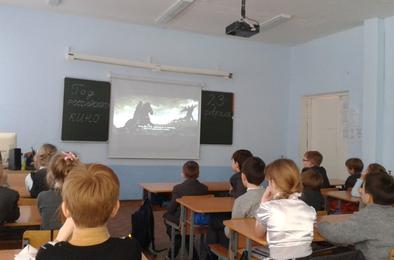 В Коркино открыли кинозал в учебном классе