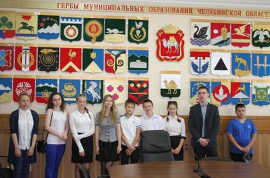 Школьники Коркино побывали на экскурсии в Законодательном Собрании