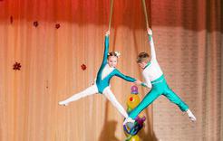 Коркинская детская цирковая студия стала героем телесюжета