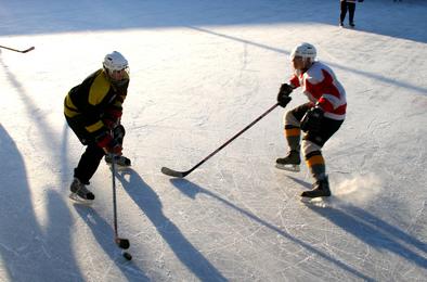 Юные коркинские хоккеисты «всухую» разгромили сверстников из Златоуста