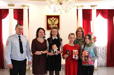 Сегодня юным жительницам Коркинского района вручили паспорта