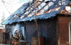 В Коркино горели постройки, в Первомайском – садовый дом