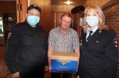 Полицейские Коркино поддерживают коллег-ветеранов