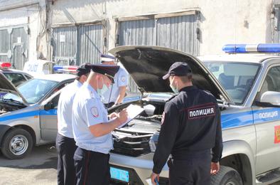 К службе готовы - автотранспорт полиции Коркино прошел проверку